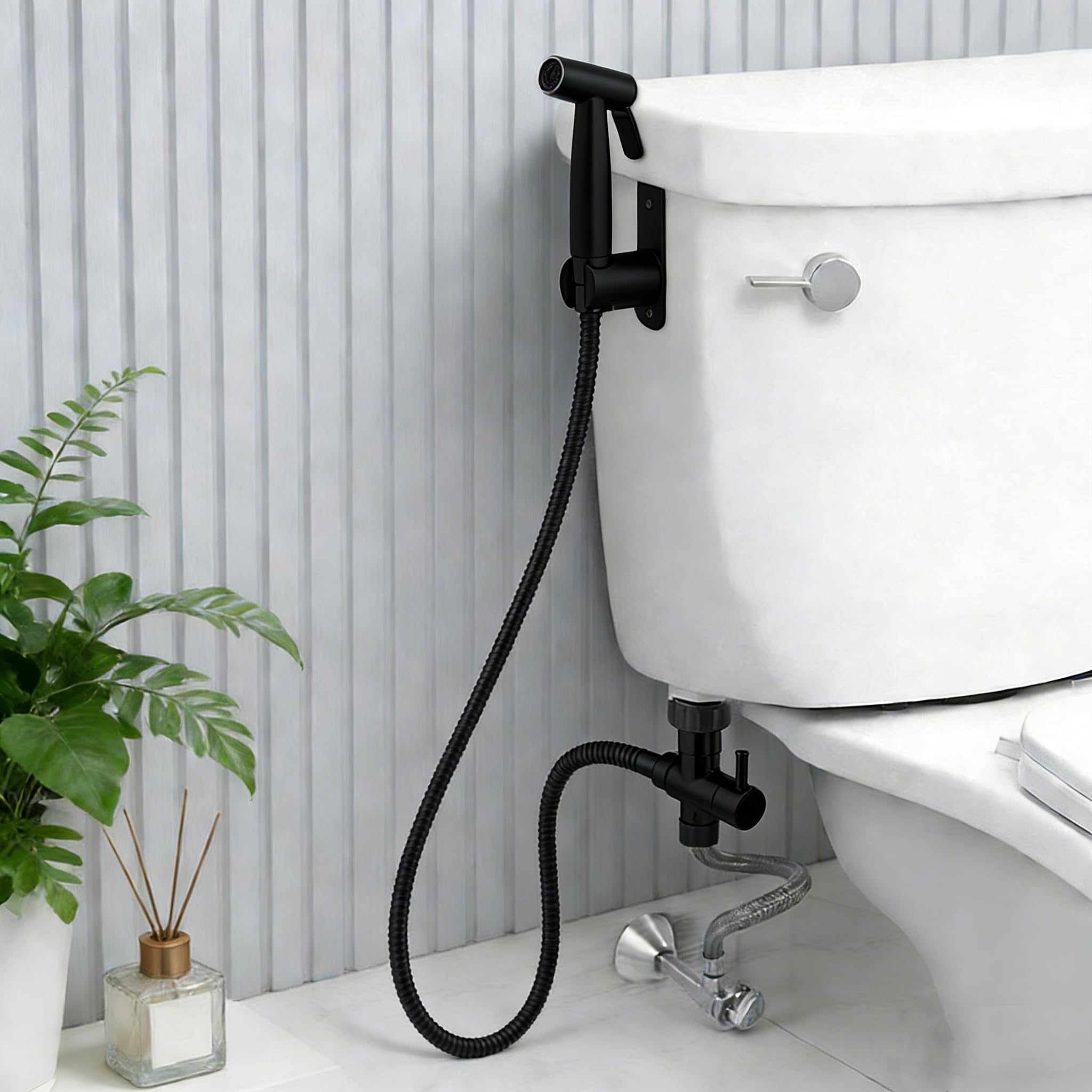 Kit de douchette à main pour bidet-toilette – Acier inoxydable robuste Kit de douchette WC avec support adaptateur en T et tuyau à ressort pour toilettes, animaux domestiques et nettoyage (G1/2-noir)