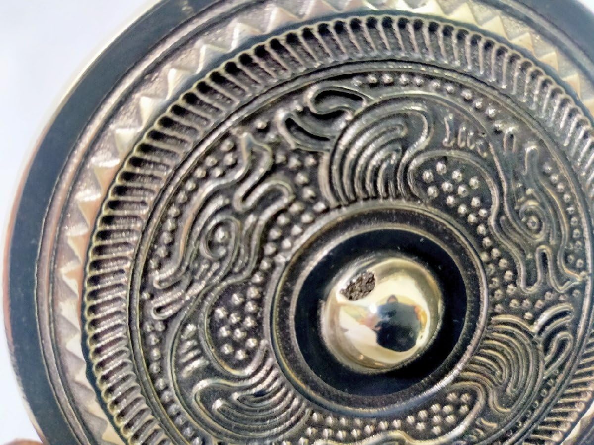 青銅器のレプリカ箱入り　サイン入り　検　中国美術 青銅器のレプリカ箱入りサイン入り検中国美術