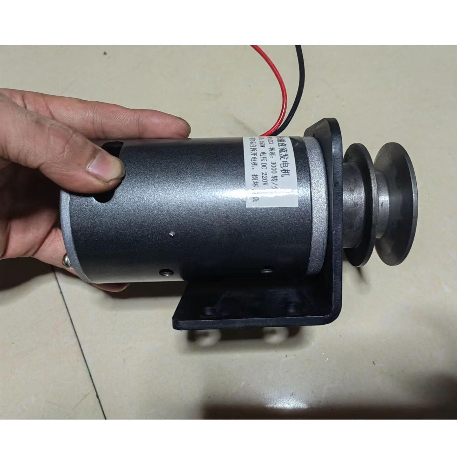 Generador De CC De Imán Permanente De 550 W, 36 V/48 V/60 V/72 V/220 V, Generador De Poleas Apto For Carga De Vehículos Eléctricos Y Aerogeneradores(60V)