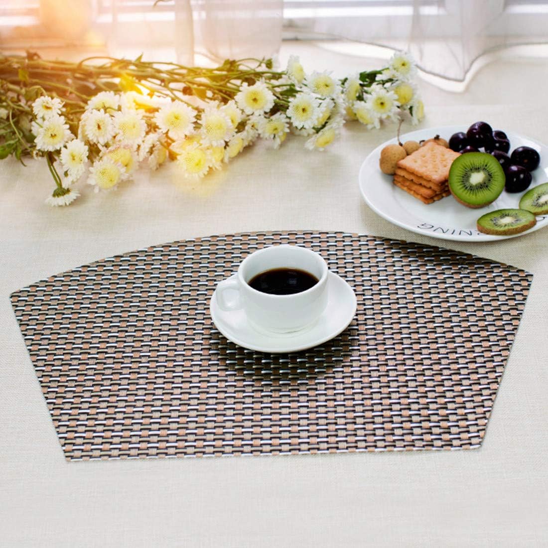 Round Table Placemats Set of 4 Wedge Placemats Heat Resistant Table Mats Pads Wipe Clean (Coffee) - Image 3