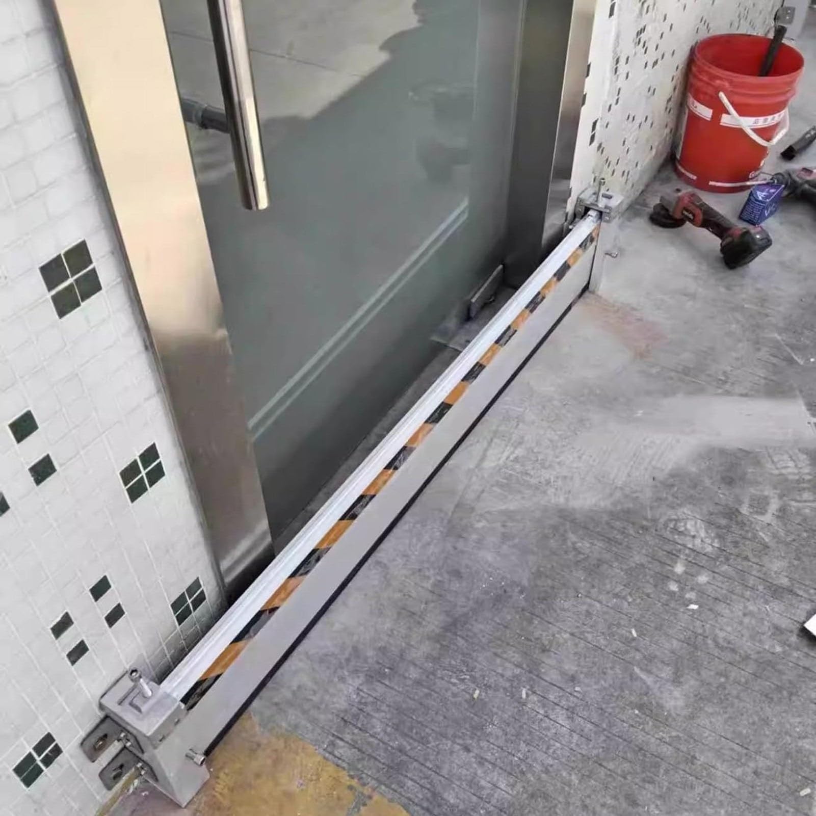 Barrière de protection contre les inondations détachable en m avec panneau étanche