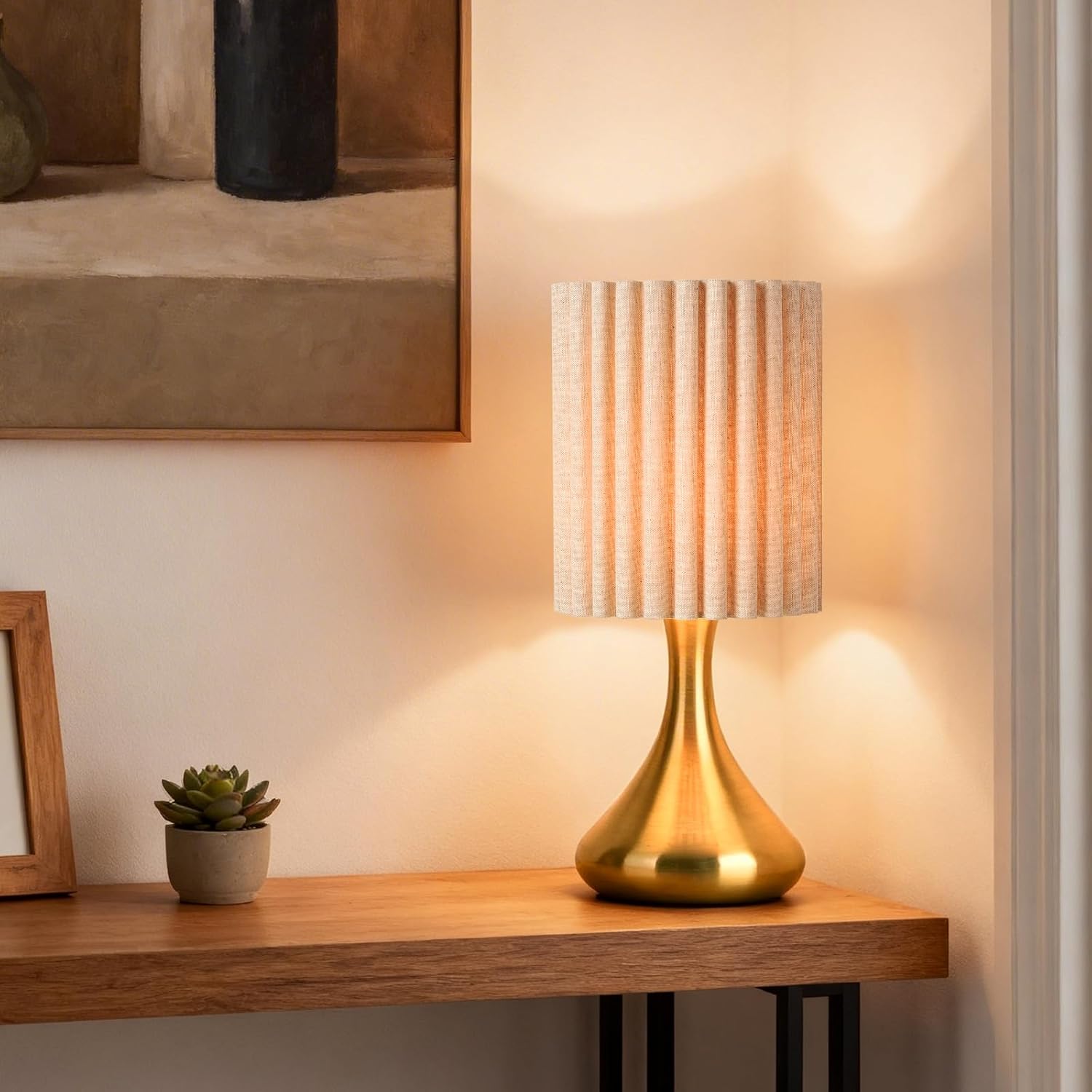 Ziqqeelam Gold Small Table Lamp with Scalloped Linen Shade, Mini Brass Gold Table Lamp for Bedroom Nightstand, Cute Desk Night Light for Living Room, Bookshelf, Kitchen Counter, Kids Room, Office
