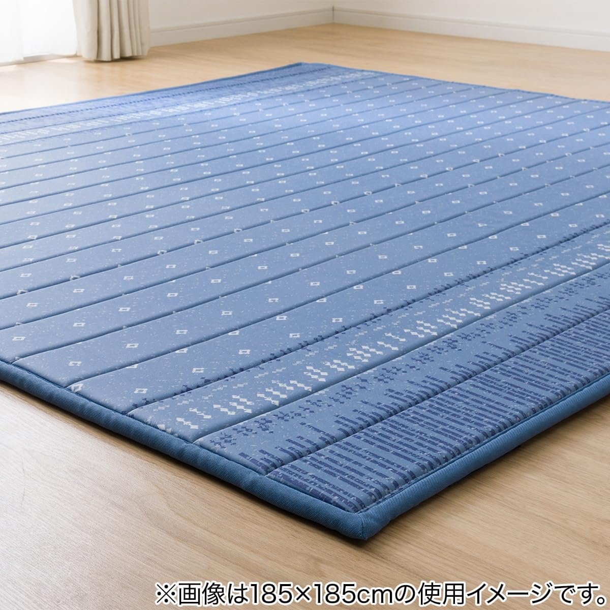 Amazon｜ニトリ 15mm ウレタン入り 接触冷感 ラグ MX21 タイル