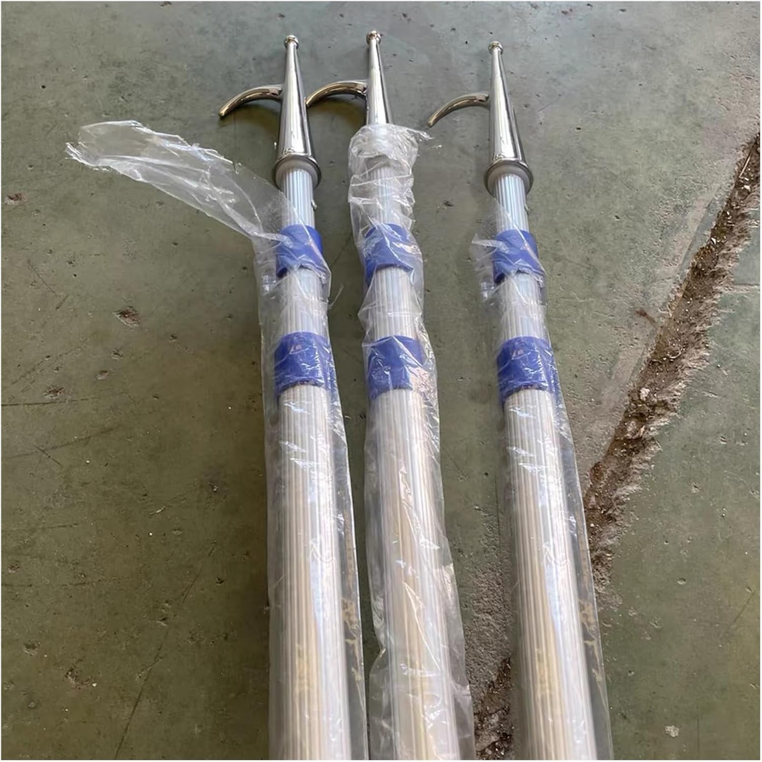 Telescopic Boat Hook 2 3 4 5 6 M Long, Lightweight Extension Pole Hook with Non-Slip Handle, Pack of 3 Truck Cargo Grabber Tool, Boating Equipment(5 m(16.4 ft))