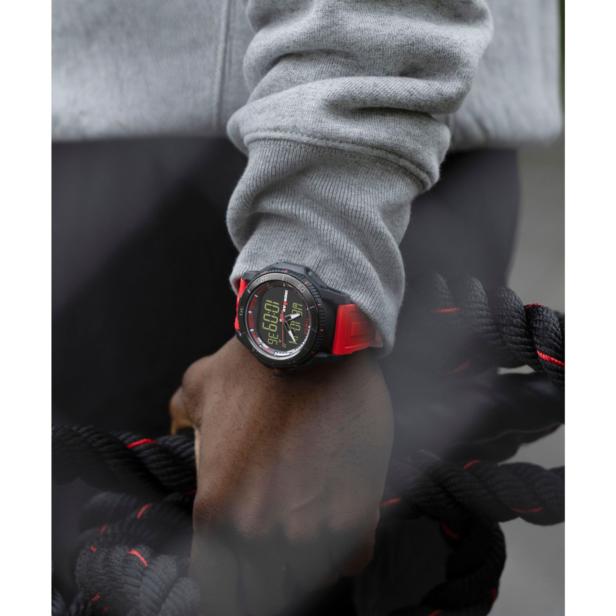 Timex Reloj Digital de Cuarzo para Hombre con Correa de Poliuretano TW2W53700VQ, Rojo/Negro/Digital, Moderno