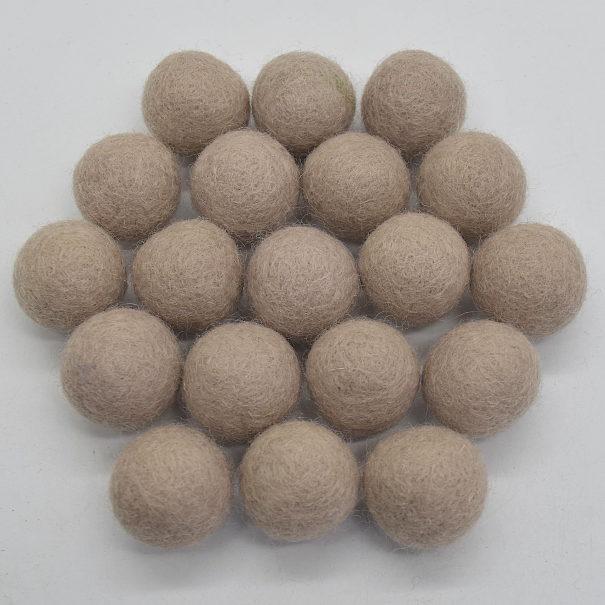 Oriental Direct 100% Wool Felt Balls - 2.5cm - 10 Felt Balls - Light Latte Brown
