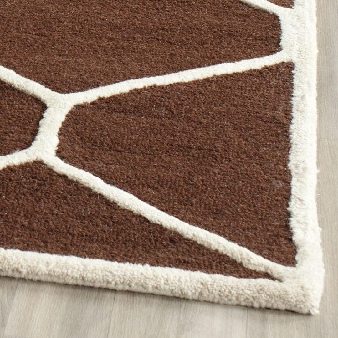 SAFAVIEH Cambridge Collection Accent Rug - 2' x 3', Dark Brown & Ivory, Handmade Moroccan Trellis Wool, Ideal for High Traffic Areas in Entryway, Living Room, Bedroom (CAM144H)