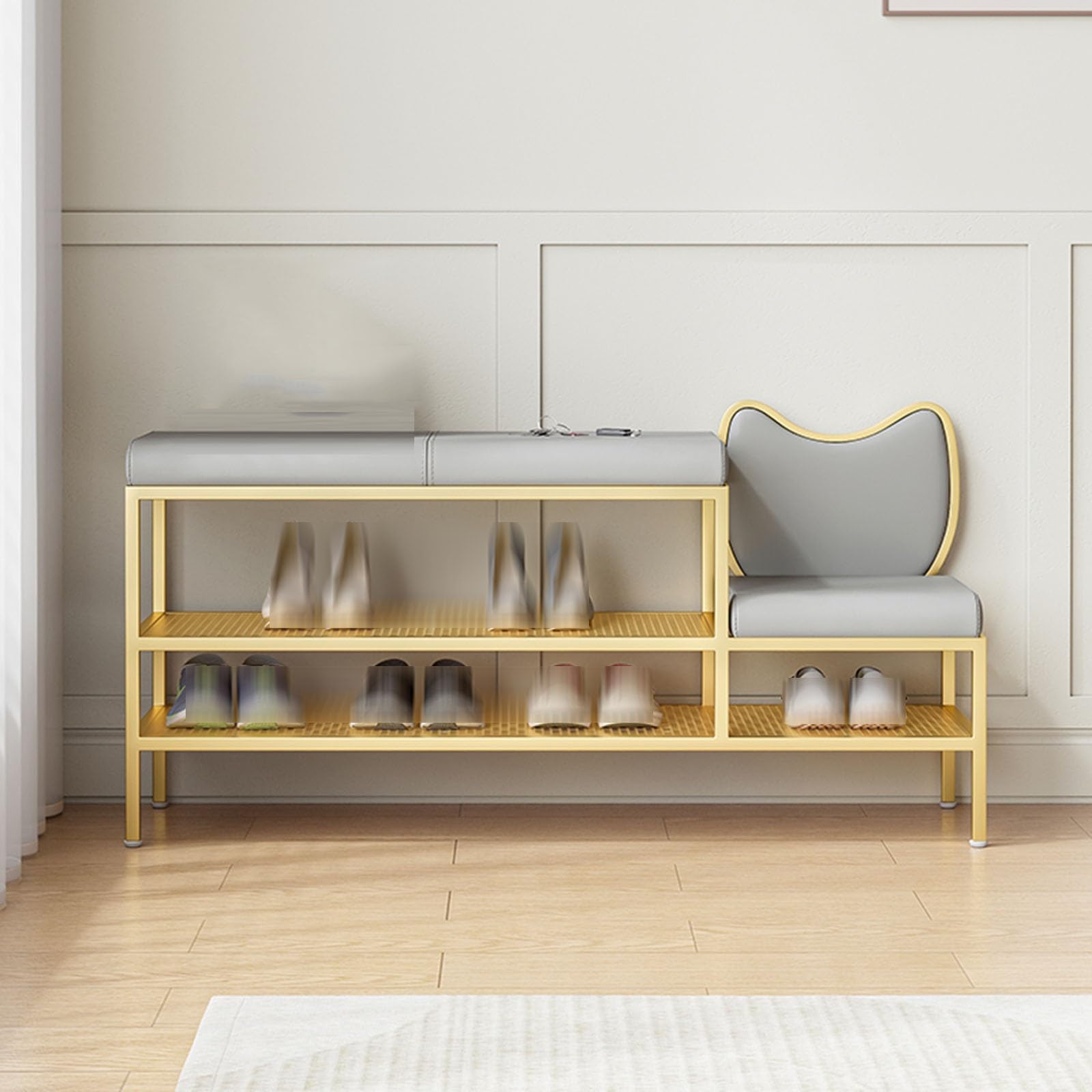 Banc à chaussures en métal pour optimiser un petit espace et ranger le salon
