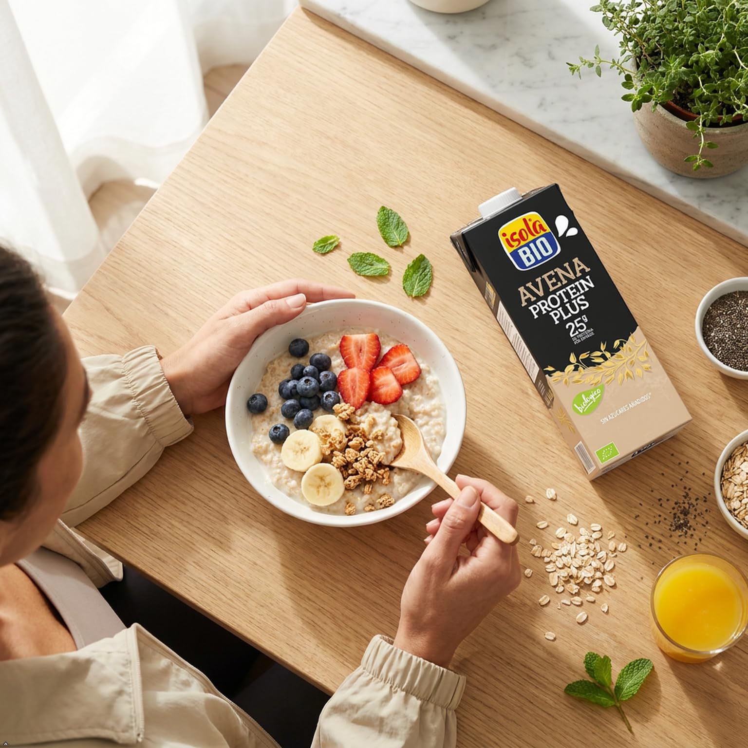 ISOLA BIO - Pack de 6 Unidades de 1 L de Bebida Ecológica Vegetal de Avena con Proteína - Alto Contenido en Proteínas Vegetales - Apto para Veganos