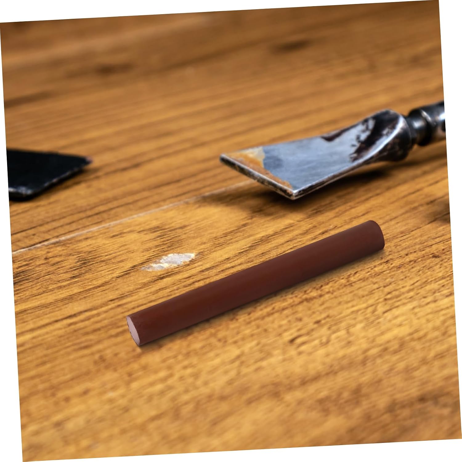 STOBAZA 2pcs Wood Scratch Repair Markers Wood Filler Wax Sticks for Seamless Furniture Restoration for Scratches and Holes Floors Doors Tables Light Walnut