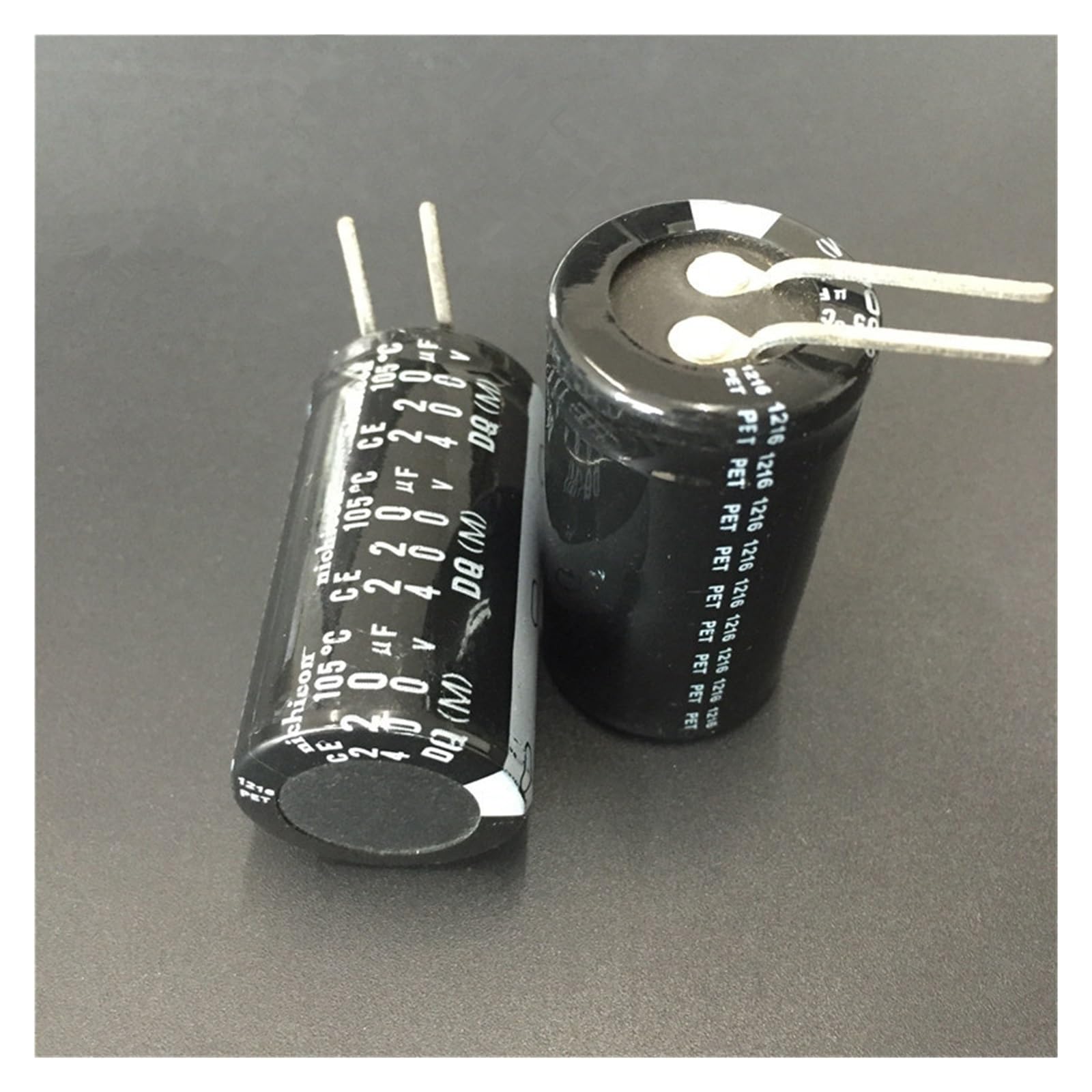 Condensateur 220uF 400V horizontal composant électronique aluminium 25x45mm