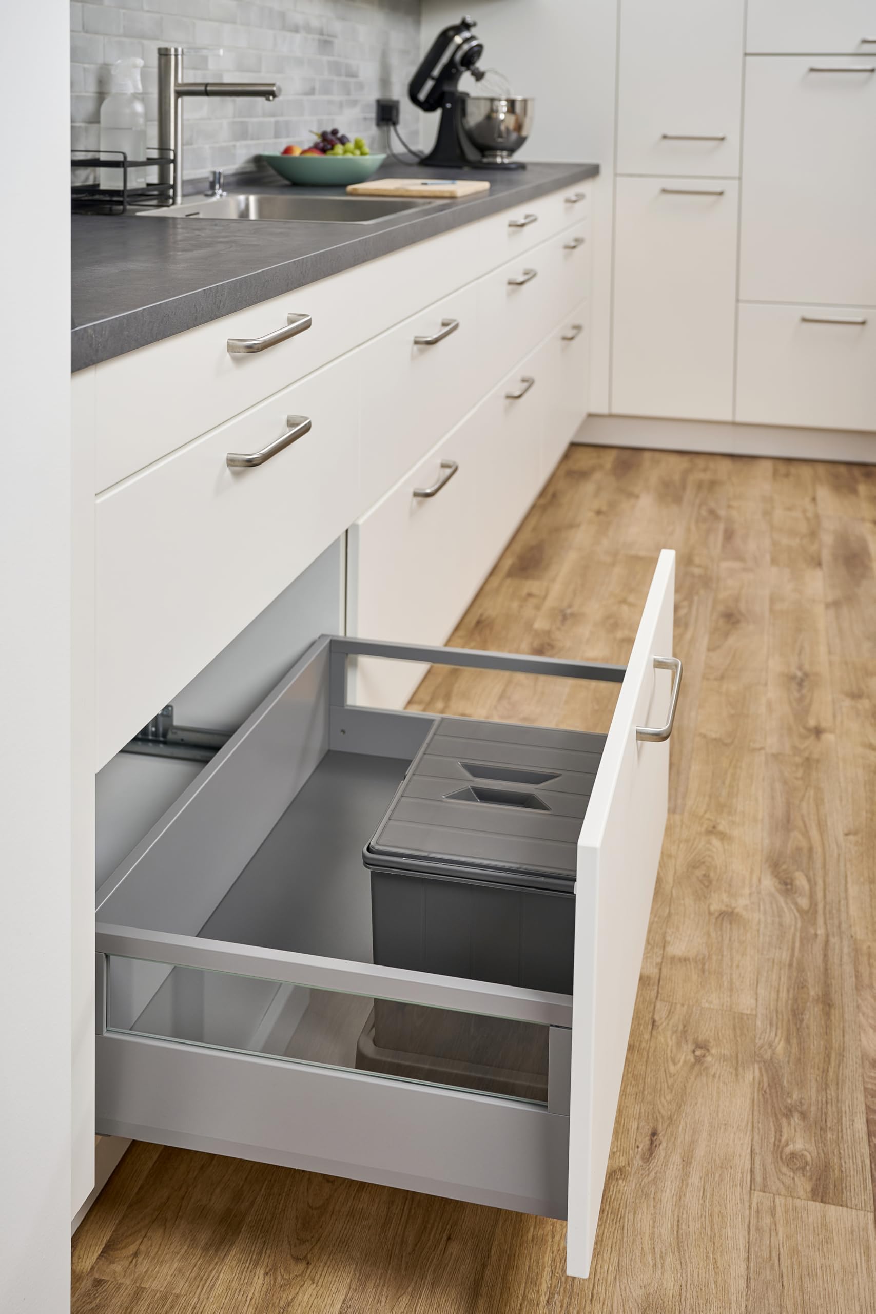 Aspira Home Müllomatic MODUL 1 | Einbau Mülleimer für Schublade, modularer Abfallsammler Küche für Unterschrank mit 1 x 16 L Kunststoffbehälter, montierbare Basis, Höhe 31 mm