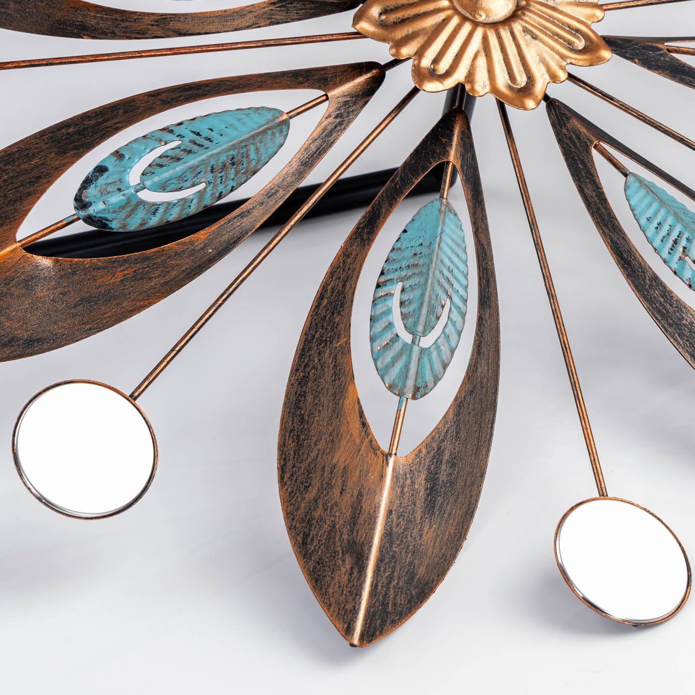 levandeo Molinillo de viento de metal para jardín, altura de 180 cm, diseño de flor antigua, molino de viento, carillón de viento, adorno de metal, flor de metal