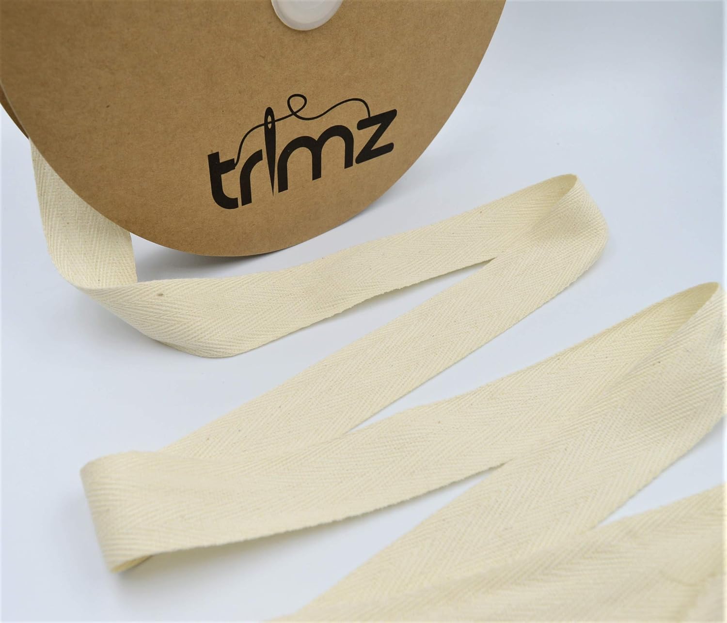 30mm x 50m: Trimz Natural Cotton Herringbone Tape 30mm x 50m - Image 5