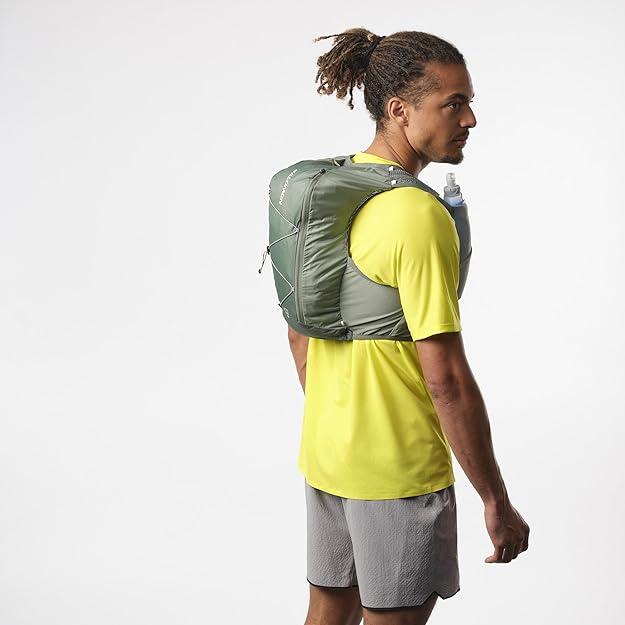 SALOMON ACT SKIN 8 NO FLASKS ブラック M 試着のみ SALOMON ACT SKIN 8 NO FLASKS Sac Running / Trail | sportinlove
