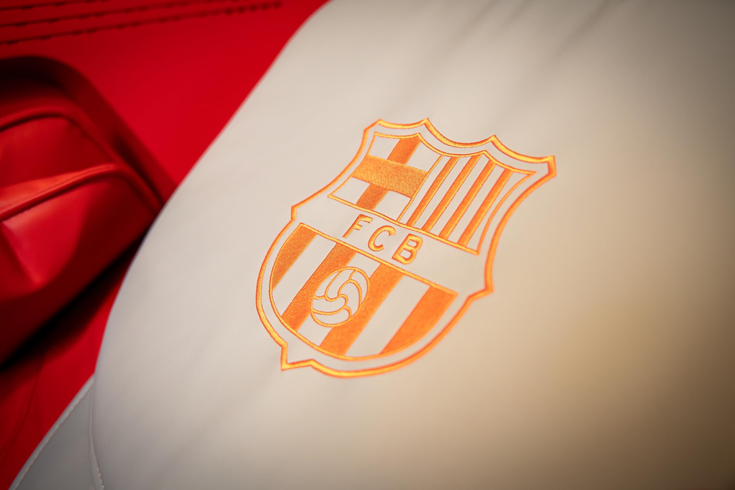FC BARCELONA® | PRO 4D Sillón Masaje 4D Oficial del FC Barcelona | Masaje 4D Inteligente I Cabezales con recorrido SL Hyperbola I Gravedad Cero I Termoterapia | Reflexología Gua Sha plantar