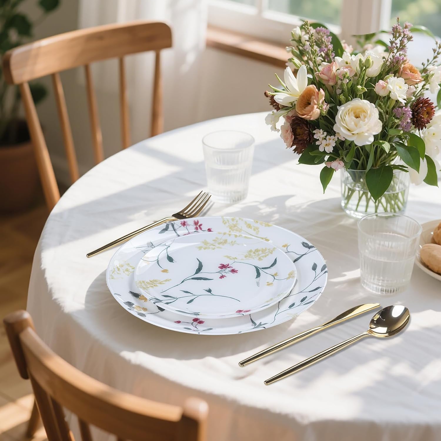 U-QE 20Pcs Wildflower Plastic Plates - Spring Floral Plates Disposable Heavy Duty, Fancy Floral Pattern Perfect for Weddings, Tea Parties, Holidays - 10.25" Dinner Plate & 7.5" Dessert Plate - Image 3