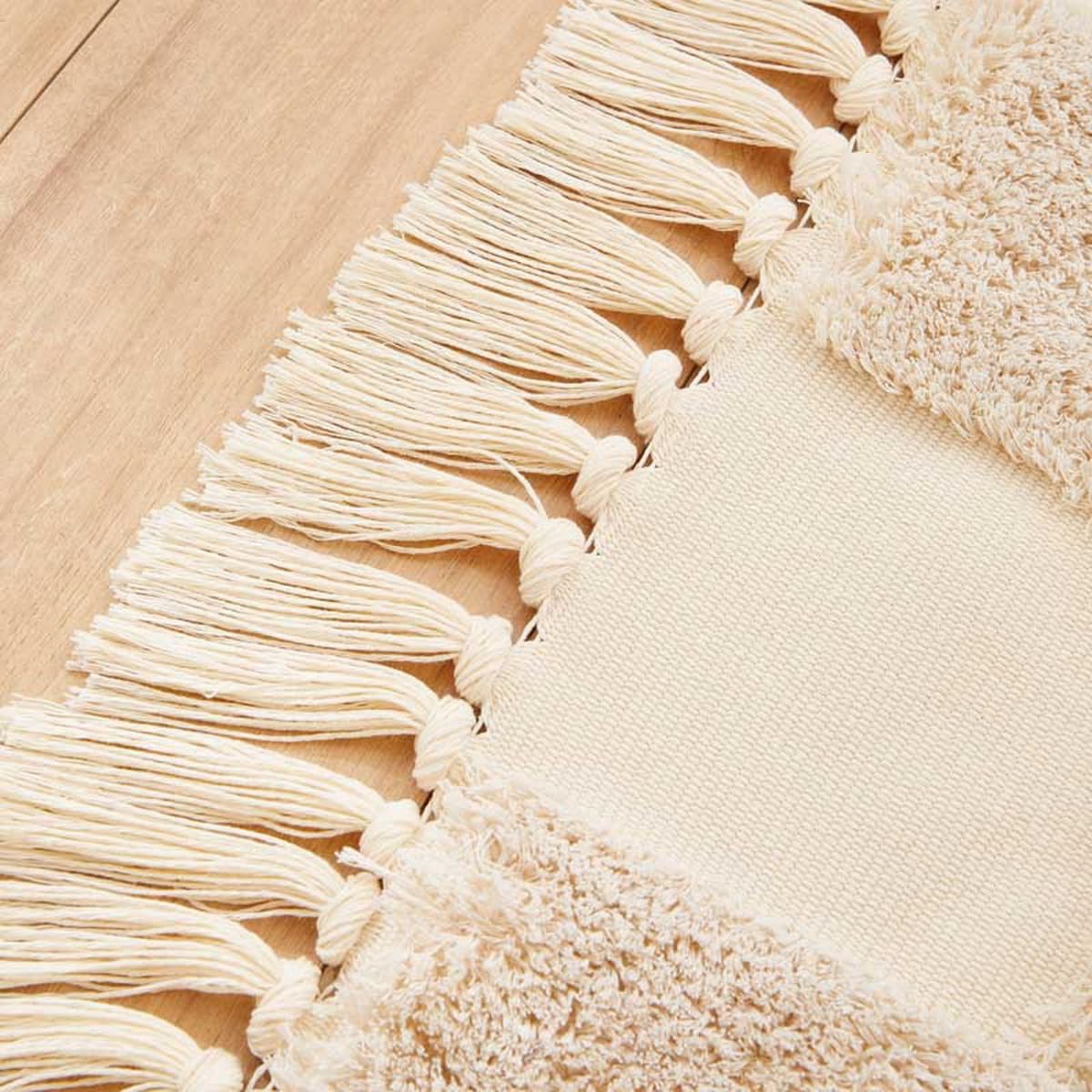 Boho Checkered Tufted Place Mat Small Rug Black Hallway Runner Washable with Tassels Indoor Farmhouse Floor Carpet for Kitchen Bathroom Laundry Doorway Bedroom Living Room (White)