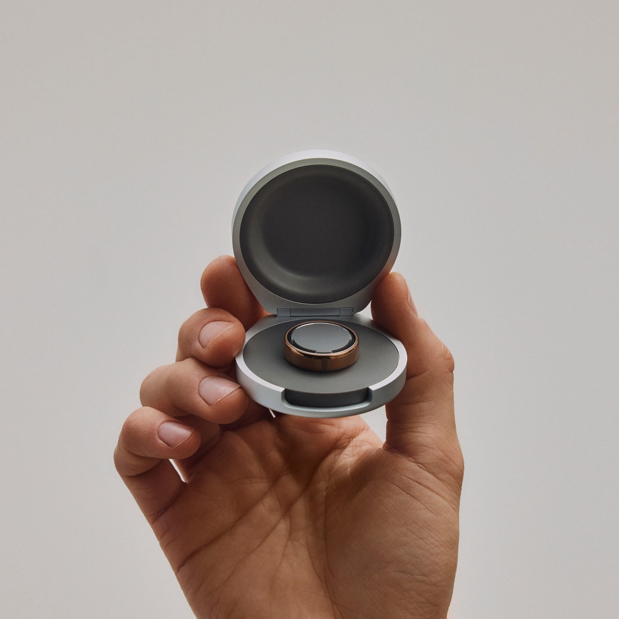 Oura Ring 5 - Portable Charger - Size 12