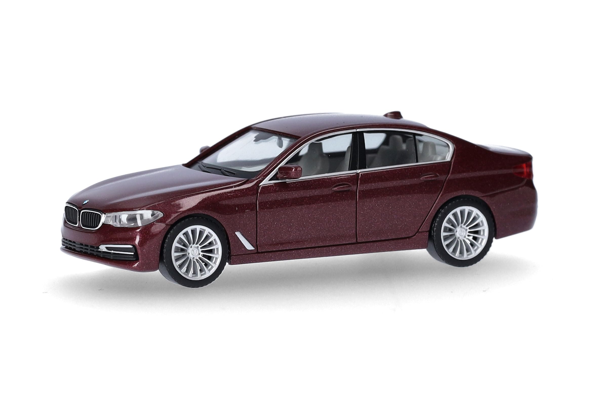 Herpa car model BMW 5er Limousin, on a scale of 1:87, plastic miniature, made in Germany, model building, collectors edition