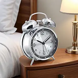 Despertador alto para adultos com sono pesado, despertador analógico operado por bateria de 4,5 polegadas para decoração de quartos, prata