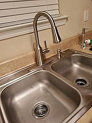 Moen Zabelle One-Handle Pulldown Kitchen Faucet - Amazon.com