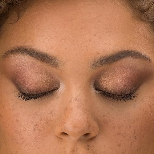 Miniatura 9 de Mineral Fusion Paleta de sombras de ojos Rock Show  4 tonos brillantes de plata carbón y negro para el ojo ahumado perfecto para todos los tonos de