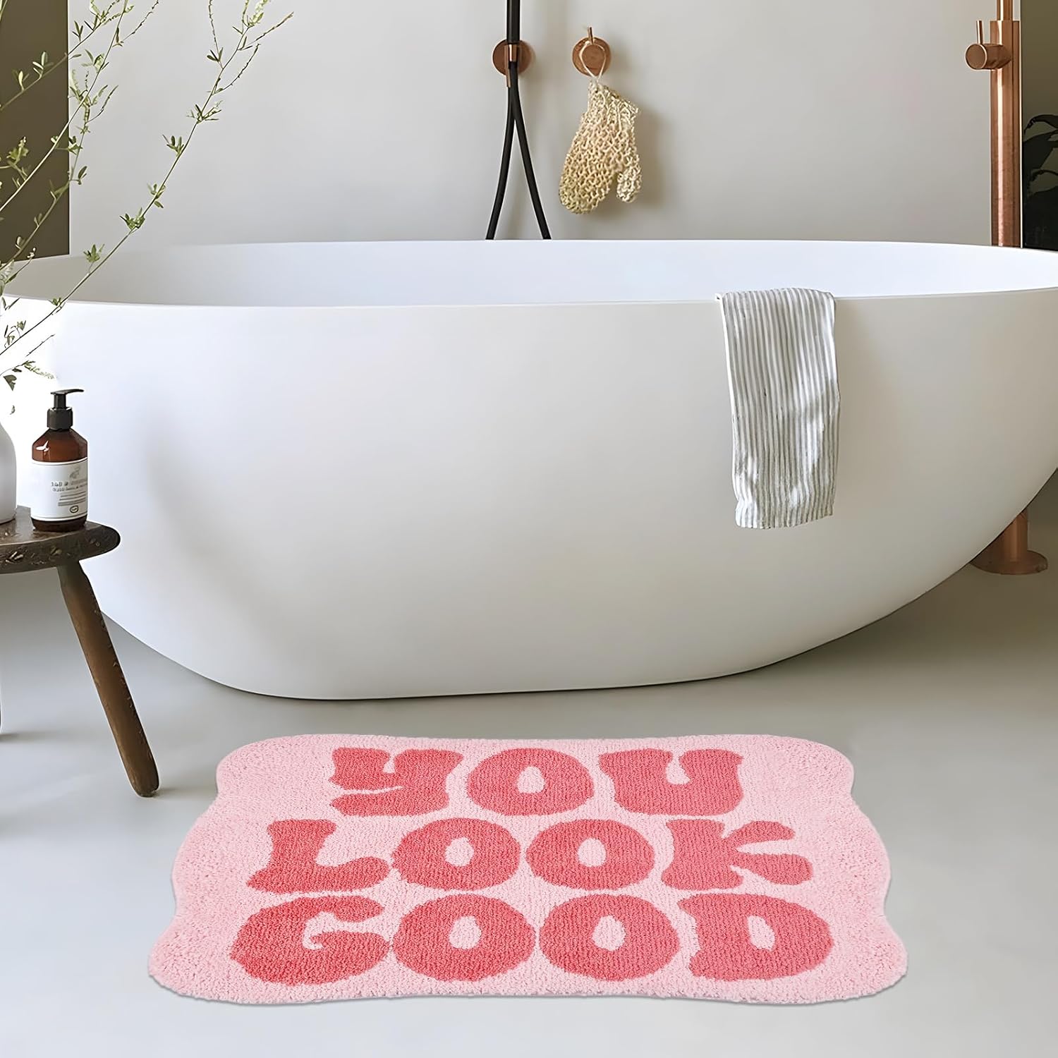 You Look Good Bathroom Rugs, Soft Thick Microfiber, Funny Cute Pink Bath Accessories Mat, 20"x32" Water Absorbent Non Slip Washable Mat for Shower
