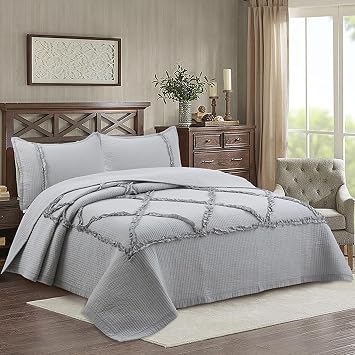 Quilt Bedding Set with Pillow Sham Lightweight Oversized Bedspreads Coverlet Soft Reversible Bed Cover for All Season 3 Piece Light Grey 240x260cm/94x102in