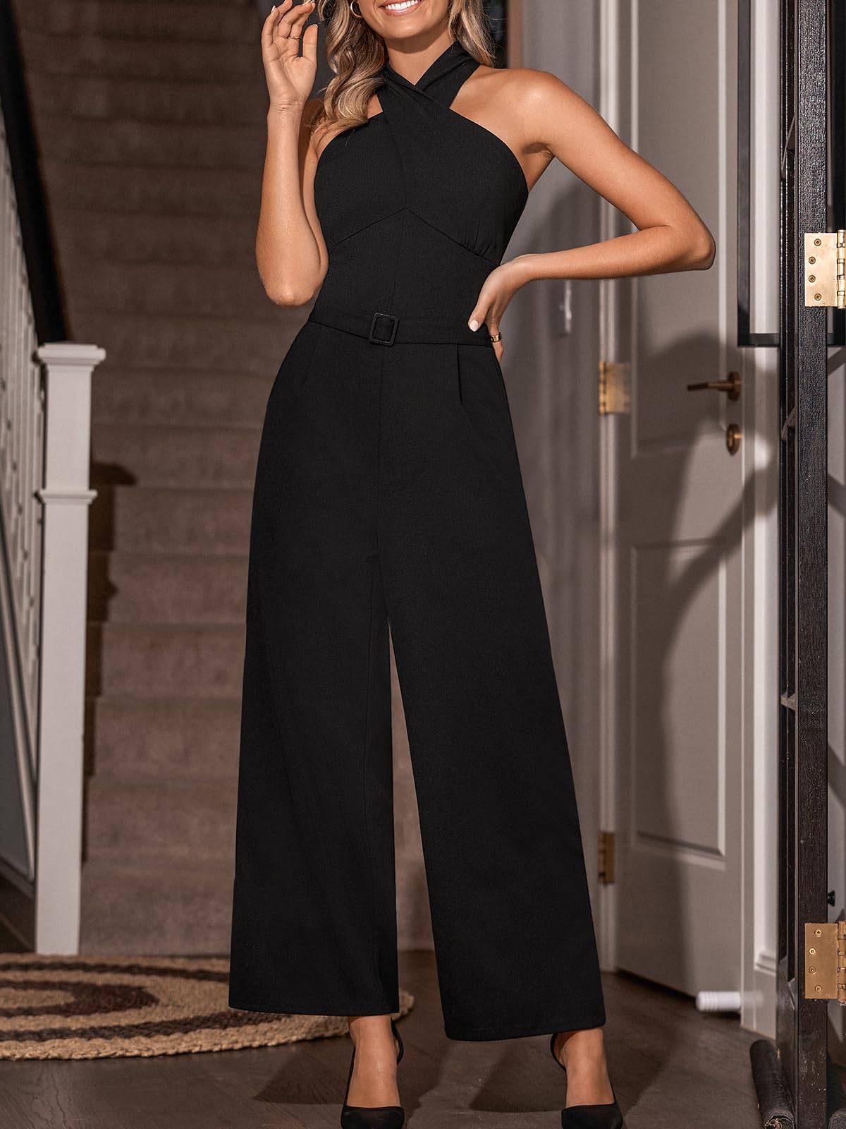 CUPSHE Damen Jumpsuit Crossover Neckholder Ärmellos Overall Gesmoktes Taille Weites Bein Lang Playsuit Elegant Büro Hosenanzug