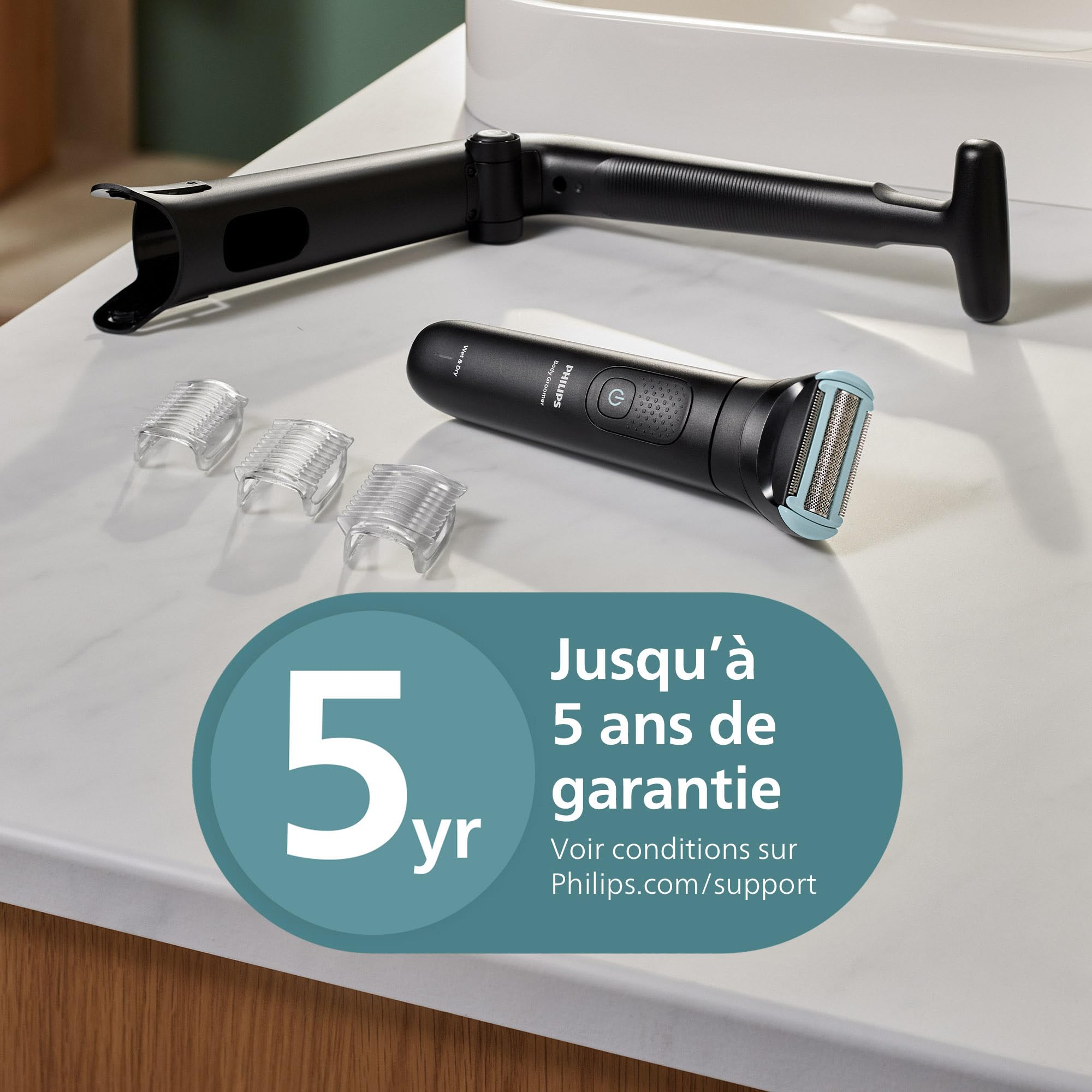 Philips Bodygroom série 5000 - Tondeuse pour hommes avec Triple protection, taille des poils et rasage des zones intimes, accessoire pliant pour le dos, 100% étanche, autonomie de 100 min, BG5480/15