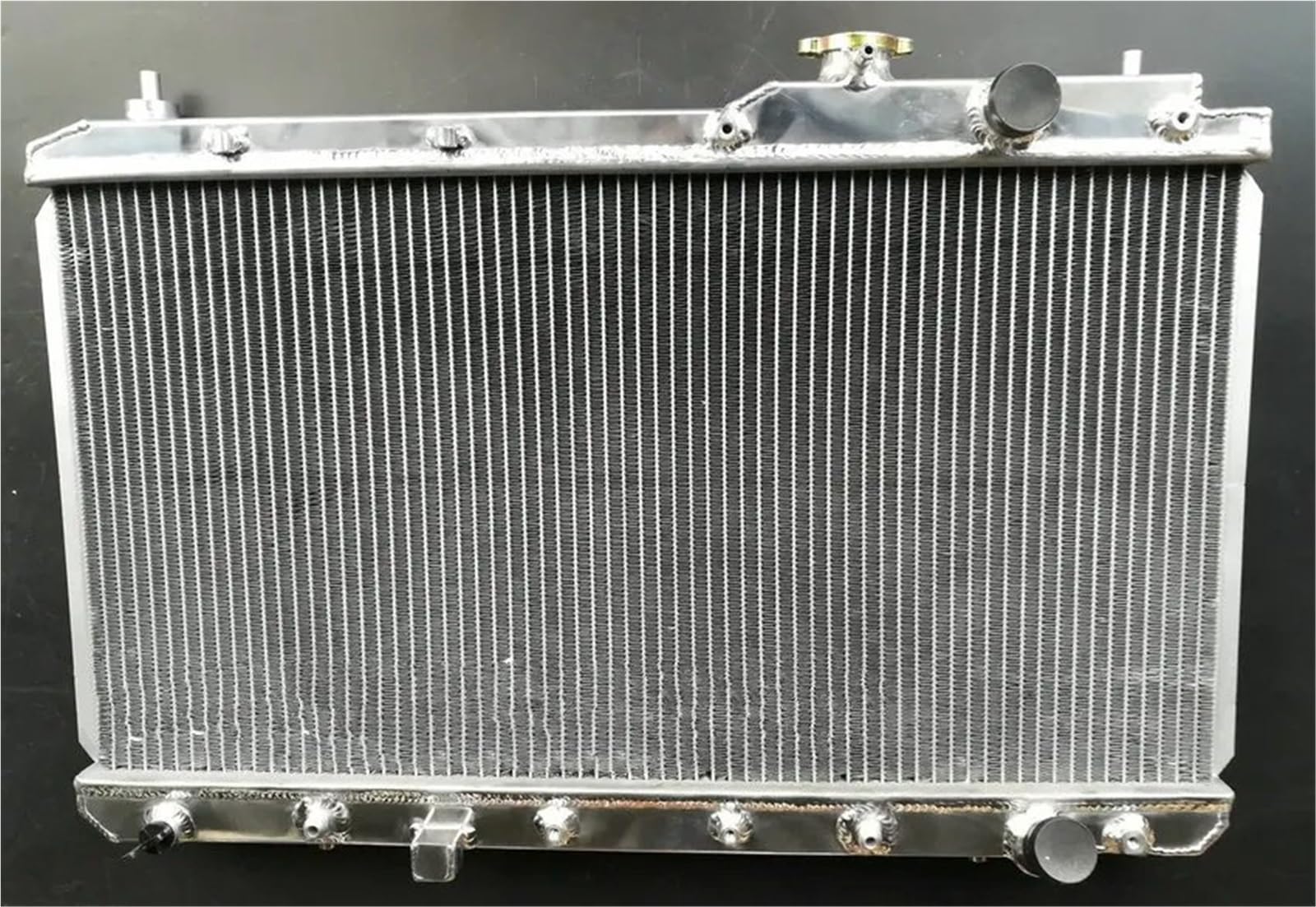 Wentylatory chłodnicy silnika samochodowego Pasuje do HONDA CRV CR-V 2.0 L4 4CYL 2.0 L4 1997-2001 98 99 2000 AT aluminiowy CHŁODNICA chłodzenia silnika(Only radiator)