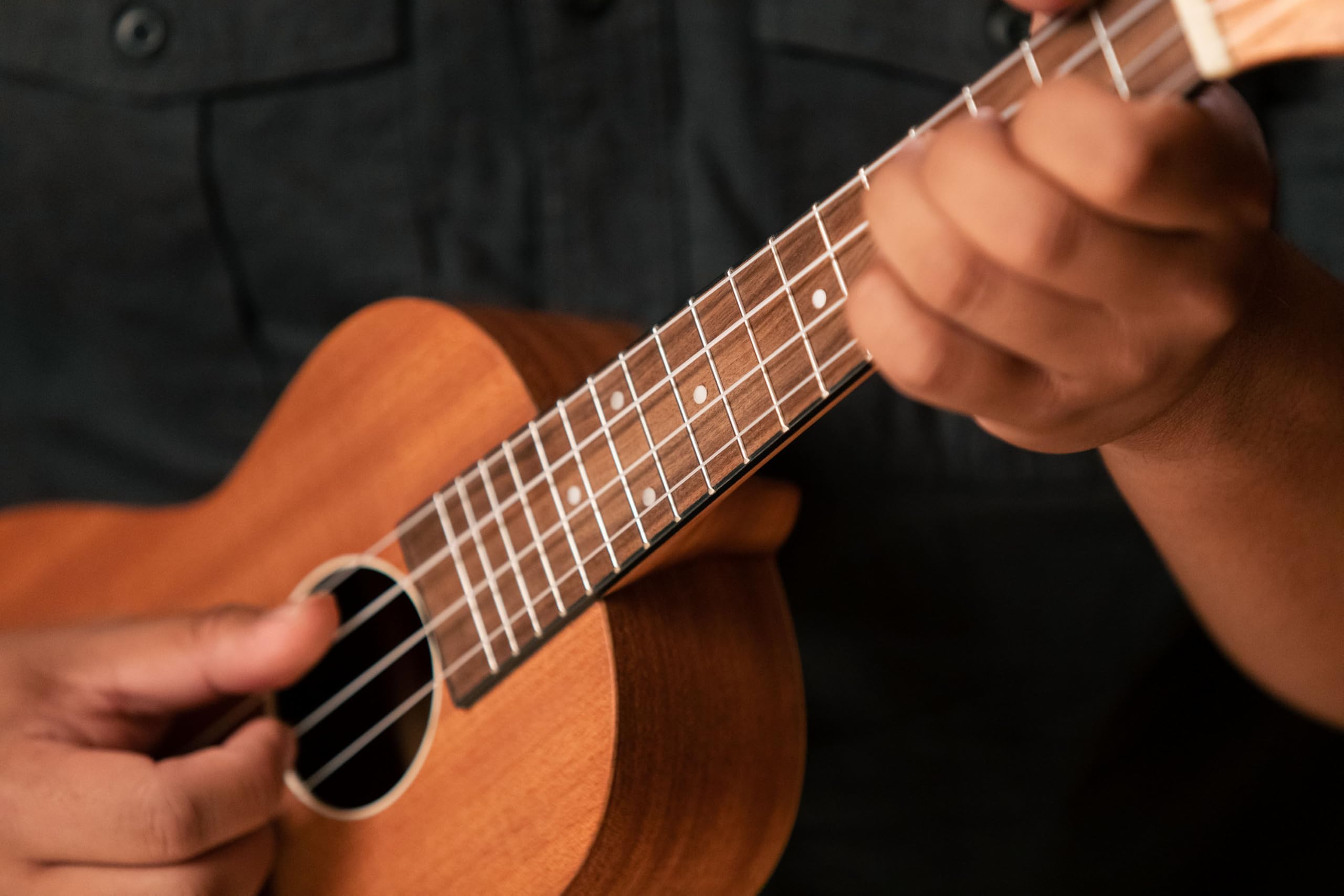 Ortega Guitars Ukulélé Concert Acoustique – Série Timber – Housse Incluse – Sapele, Naturel (RFU11S)