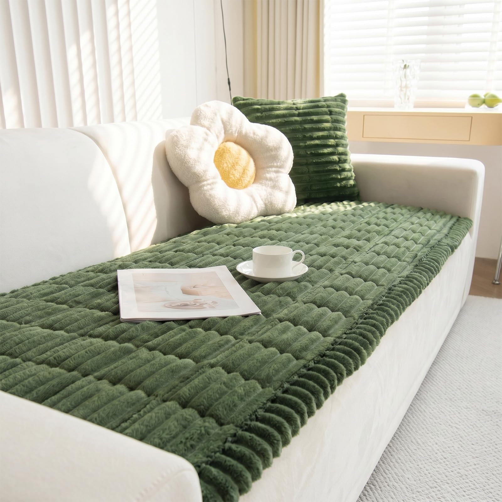 GKXLH Thick Sofa Cover Washable - New Soft Corduroy Universal Sofa Covers 2 3 4 Seater, Non-Slip Couch Covers, Sofa Slipcovers Seat Covers Furniture Protector for Living Room (Green, 70x120cm)