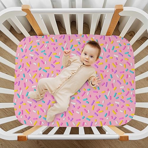 Miniatura 10 de Sábanas bajeras ajustables para cuna, sábanas portátiles elásticas y transpirables para cuna de fresas rosadas, colchón de mini cuna transpirable y