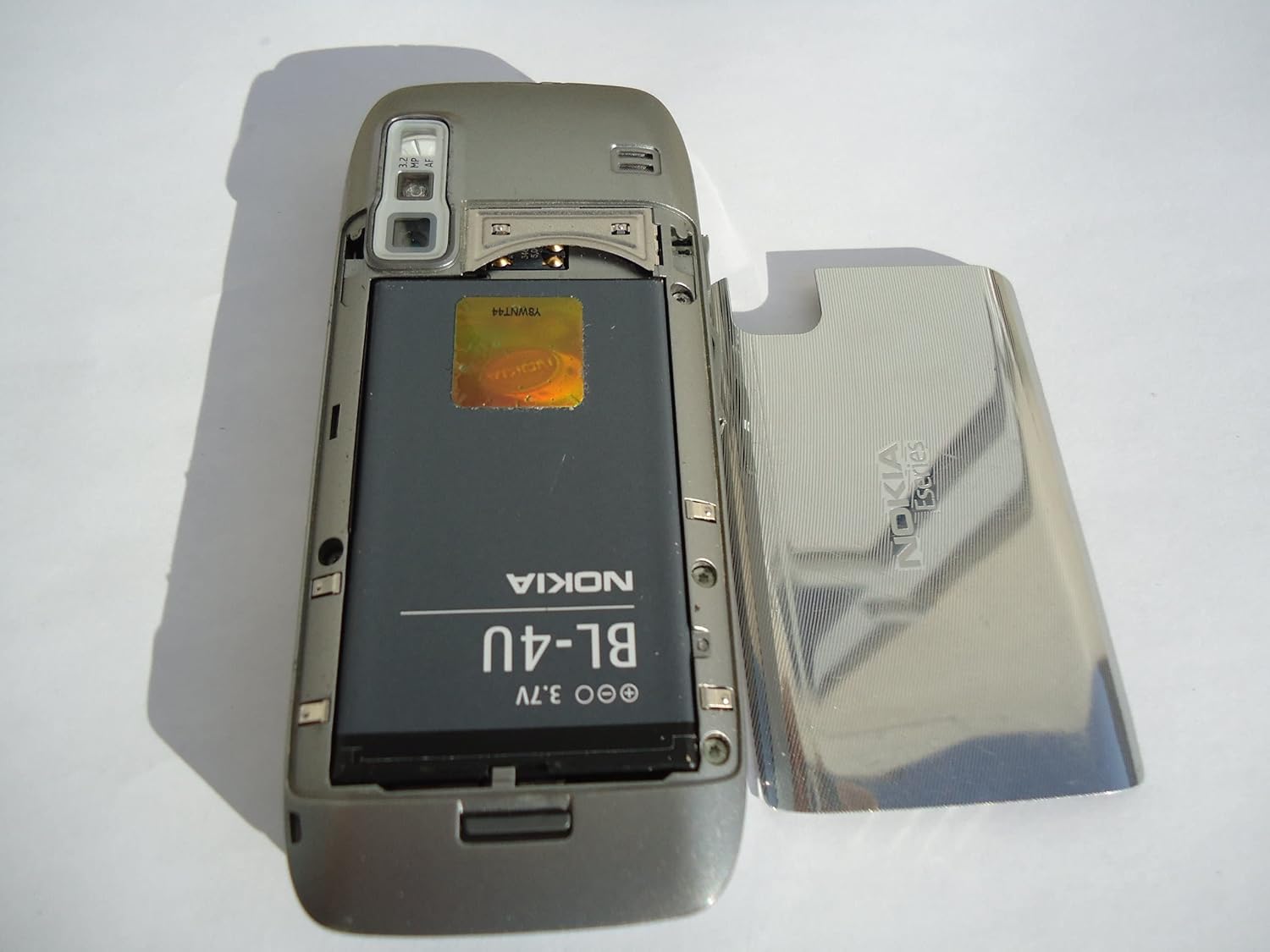 Nokia E75-1 50MB Qwerty Factory Unlocked 3G (Silver) - International Version