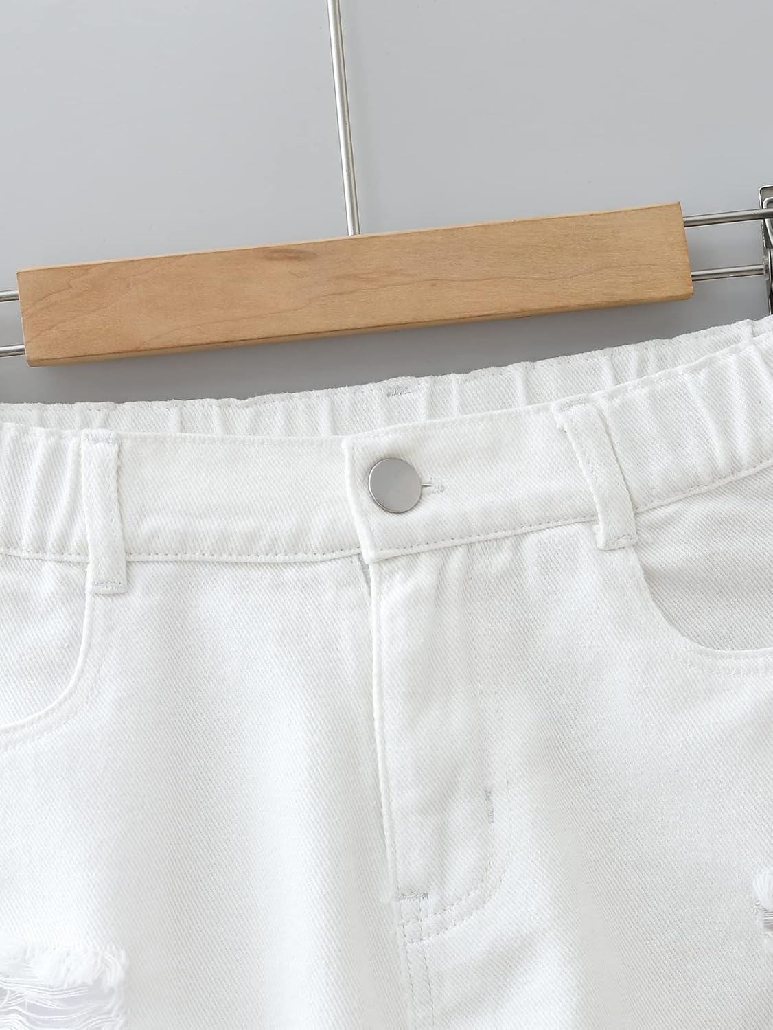 OYOANGLE Girl's Mid Rise Ripped Raw Hem Straight Leg Jean Denim Shorts with Pocket - Image 4