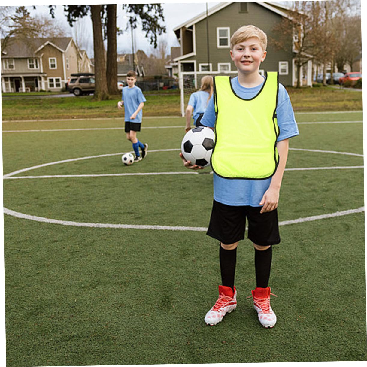 SUPVOX 8 Pettorine Allenamento Calcio Gilet Traspirante in Poliestere e Asciugatura Rapida per Basket Rugby e Fitness S Colori Fluorescenti Verde e