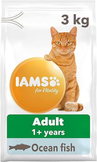 Iams for Vitality Cat Food with Ocean Fish for Adult Cats, 3 kg