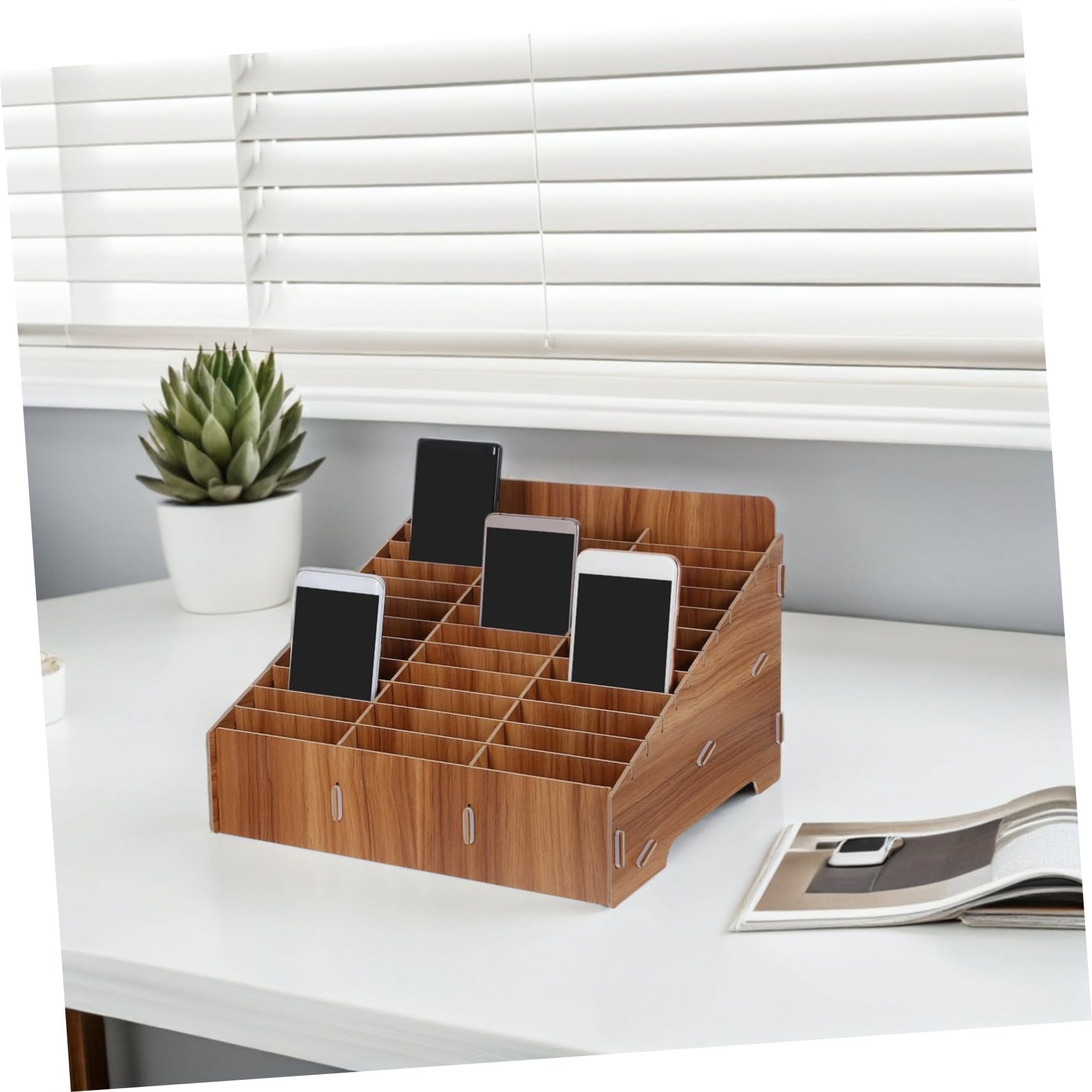 ULTECHNOVO Organizer con Scomparti Multipli da Scrivania per Cellulare per Gestione Smartphone Design Compatto e Funzionale per Aula e Sala Riunioni