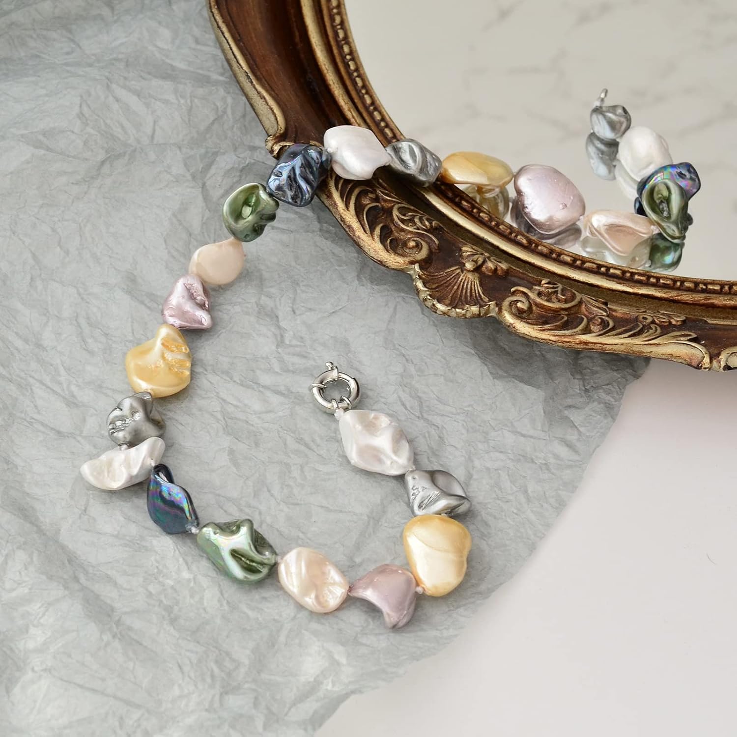 Pearl Choker Necklace for Women Boho Beaded Statement Necklace with Black White Large Freshwater Pearls Silver Fashion Jewelry Gift