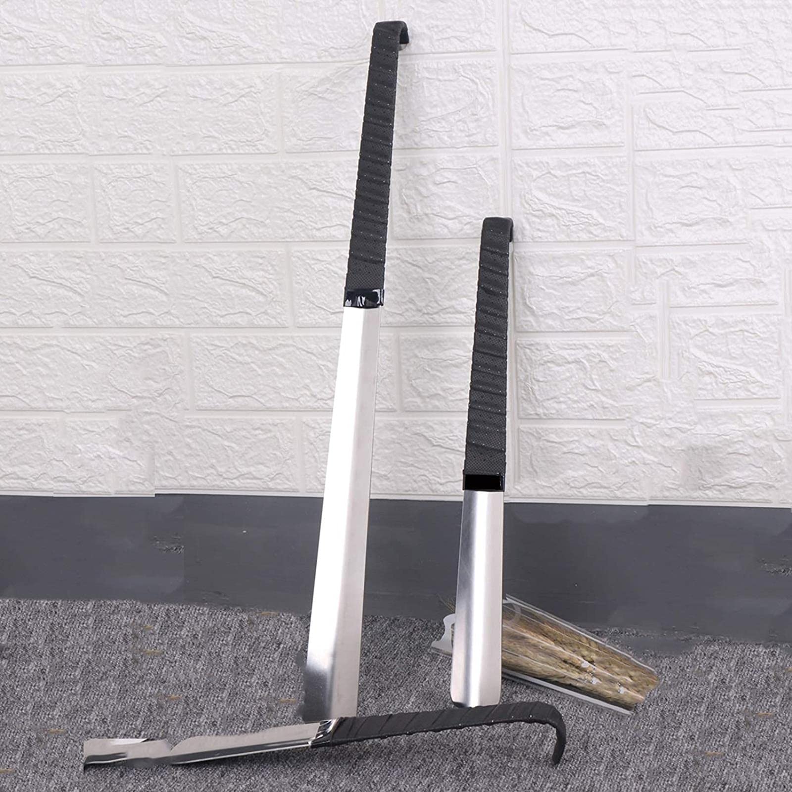ACiyD Calzador de Zapato Largo de Cuerno de Zapato Calzador de Zapato de Mango Largo de Metal de Acero Inoxidable Adecuado para Todo Tipo de Personas (Plata 80 cm)
