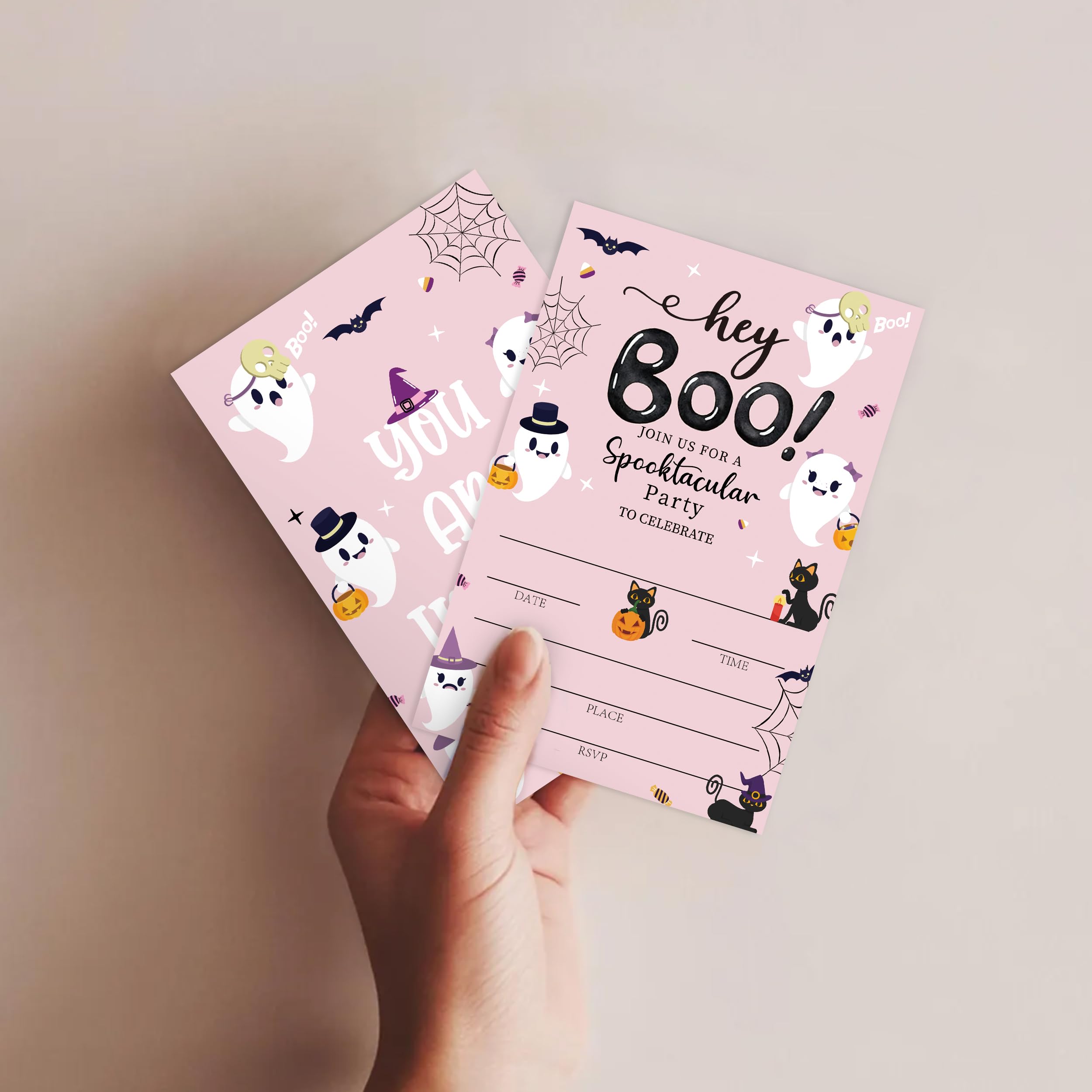SIXEIGHT Pink Hey Boo zaproszenia na imprezę Halloween, uroczy duch kot zaproszenia na Halloween dla chłopców dziewcząt, 25 sztuk różowych kartek z zaproszeniami z kopertami, dekoracje na ślub