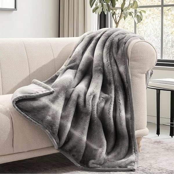 Mink faux-fur throw, 60x80 (EVERGRACEHOME)