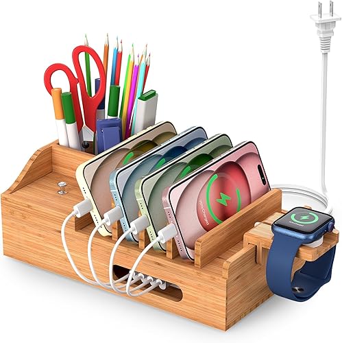 Estación de carga de bambú para múltiples dispositivos con cargador USB de 5 puertos, 5 cables de carga y soporte para reloj inteligente. Estación