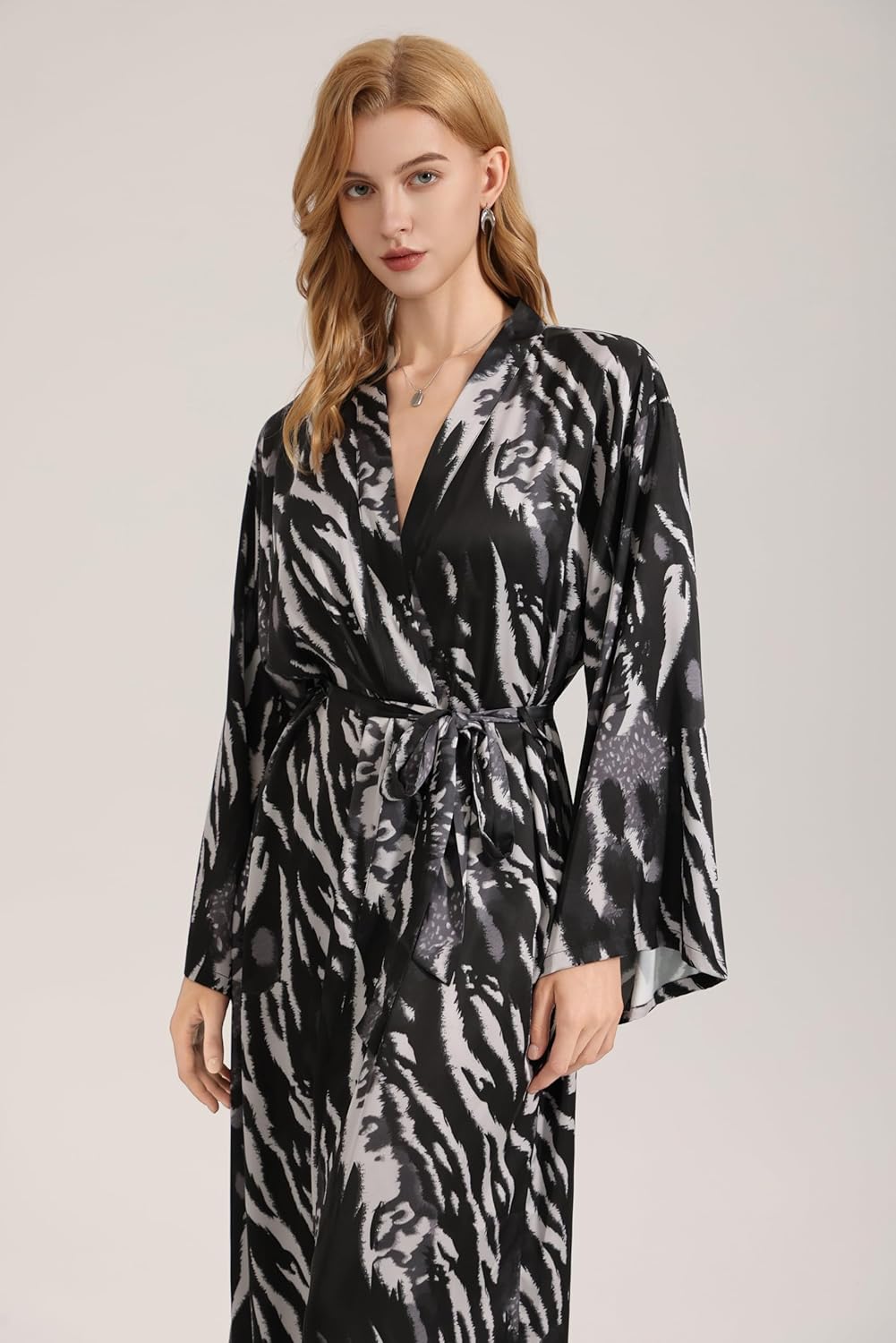 PRODESIGN Kimono Robes for Women - Satin Sleepwear Silky Leopard Zebra Nightgown Bathrobe Dressing Gown Blouse Cardigan Robe - Image 3