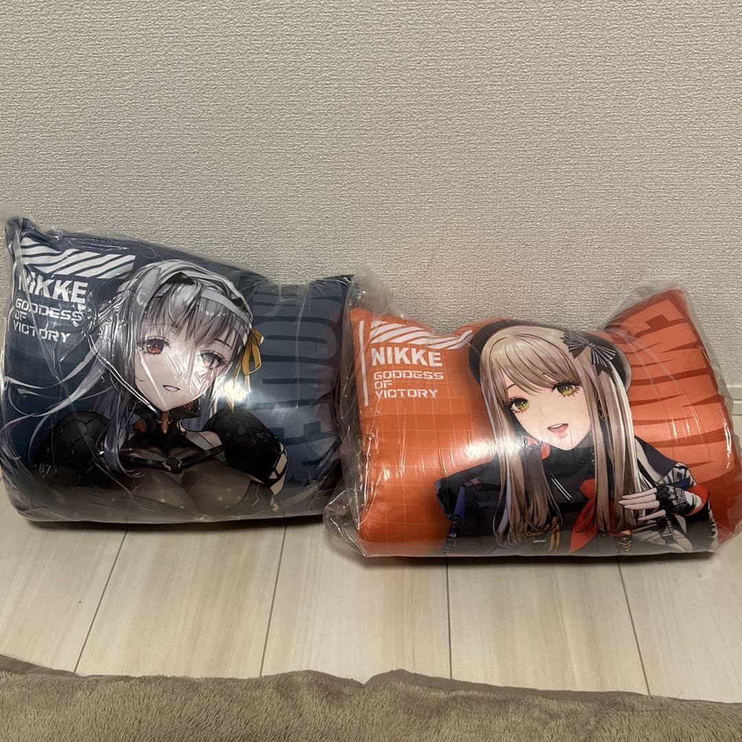 nikkeビジュアルアートクッション vol.3 vol.4 セット nikkeビジュアルアートクッション vol.3 vol.4 セット 勝利の女神