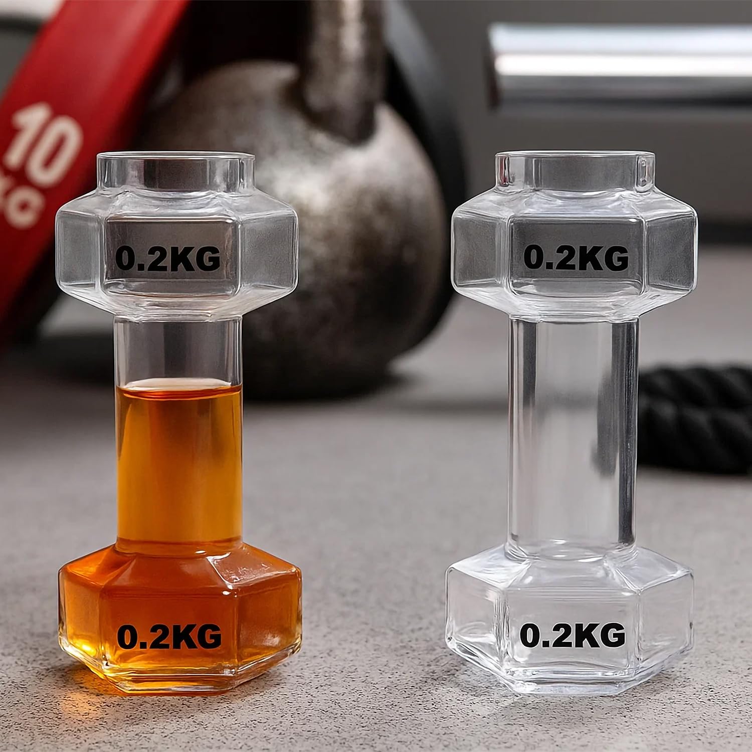 CKB LTD Kieliszki do hantli – zestaw 2 nowatorskich kieliszków do wódki, napojów spirytusowych i tequili, zabawny prezent fitness dla mężczyzn, miłośników siłowni i wieczorów imprezowych, 60 ml