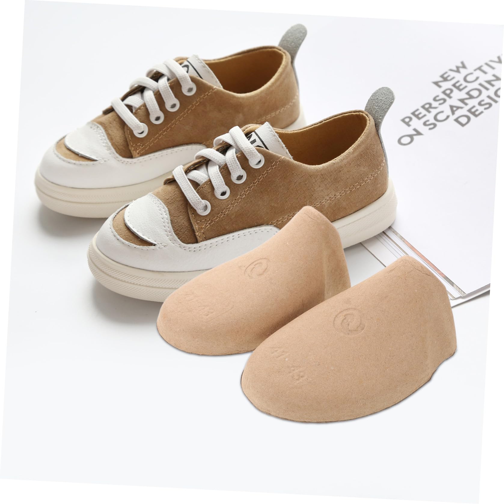 SOLUSTRE Modellatore per Scarpe in Polpa di Cellulosa Eu 41-43, 50 Paia, Supporto Antirughe per Scarpe da Ginnastica Uomo, Accessori per Lavanderia a Secco