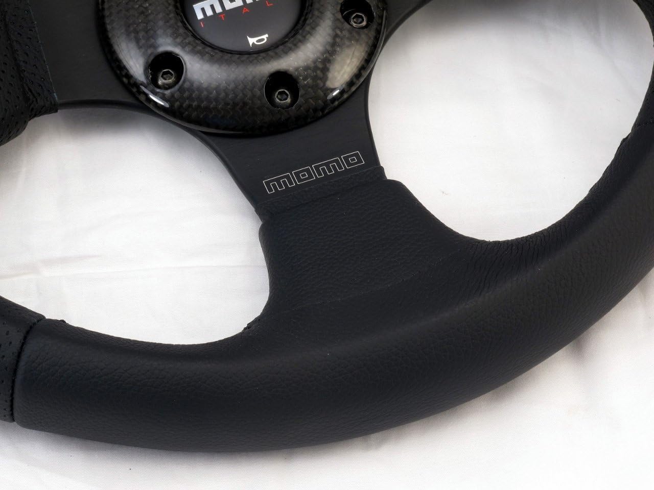 Momo JET32BK0B Steering Wheel Leather